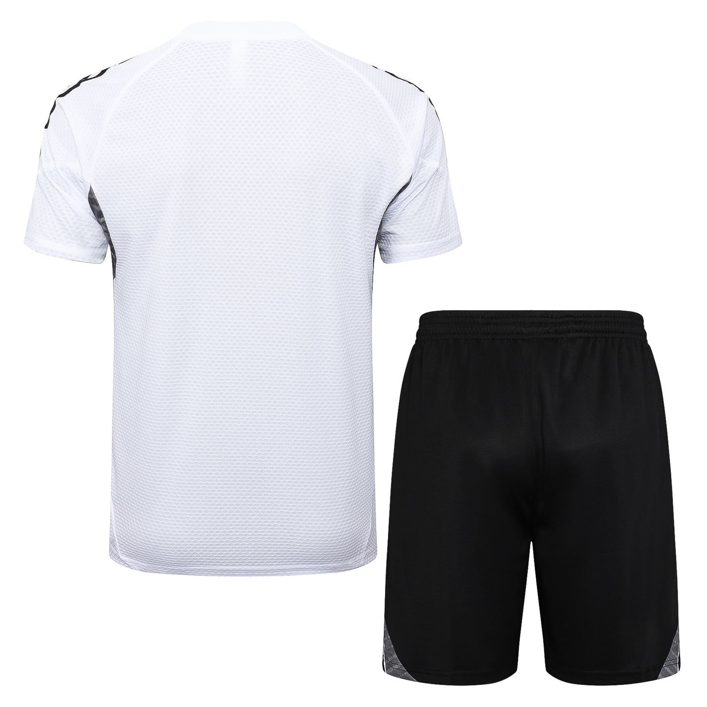 Ensemble T-shirt + short blanc/noir Real Madrid 2025-2026
