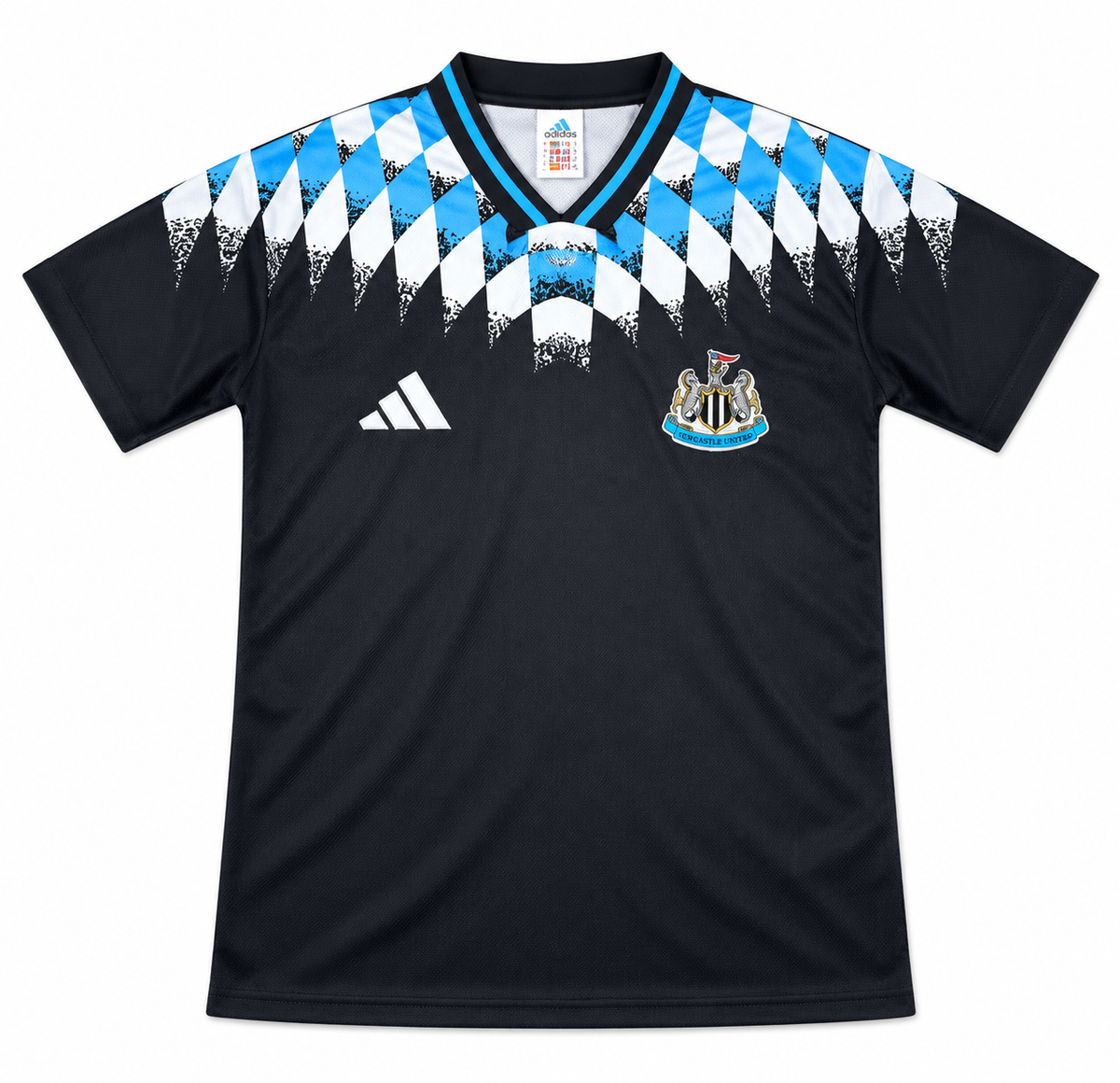 Newcastle United 26/27 Reissue Black – vue avant sur fond blanc