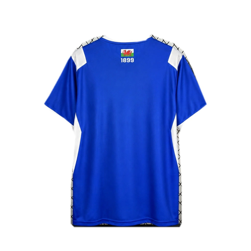 Maillot Cardiff City domicile 2026-2027 – dos sur fond blanc