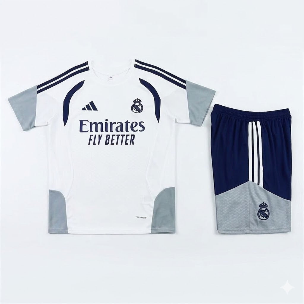 Ensemble Real Madrid Blanc & Bleu Homme 2026/2027 – Survêtement Football Training Premium | Tenue Sport Adidas Style Vintage