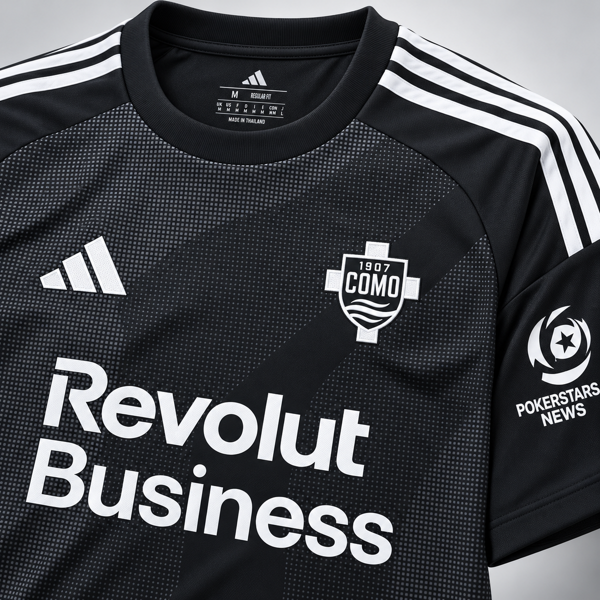 Como 1907 third noir 2026/27 détail écusson et sponsor