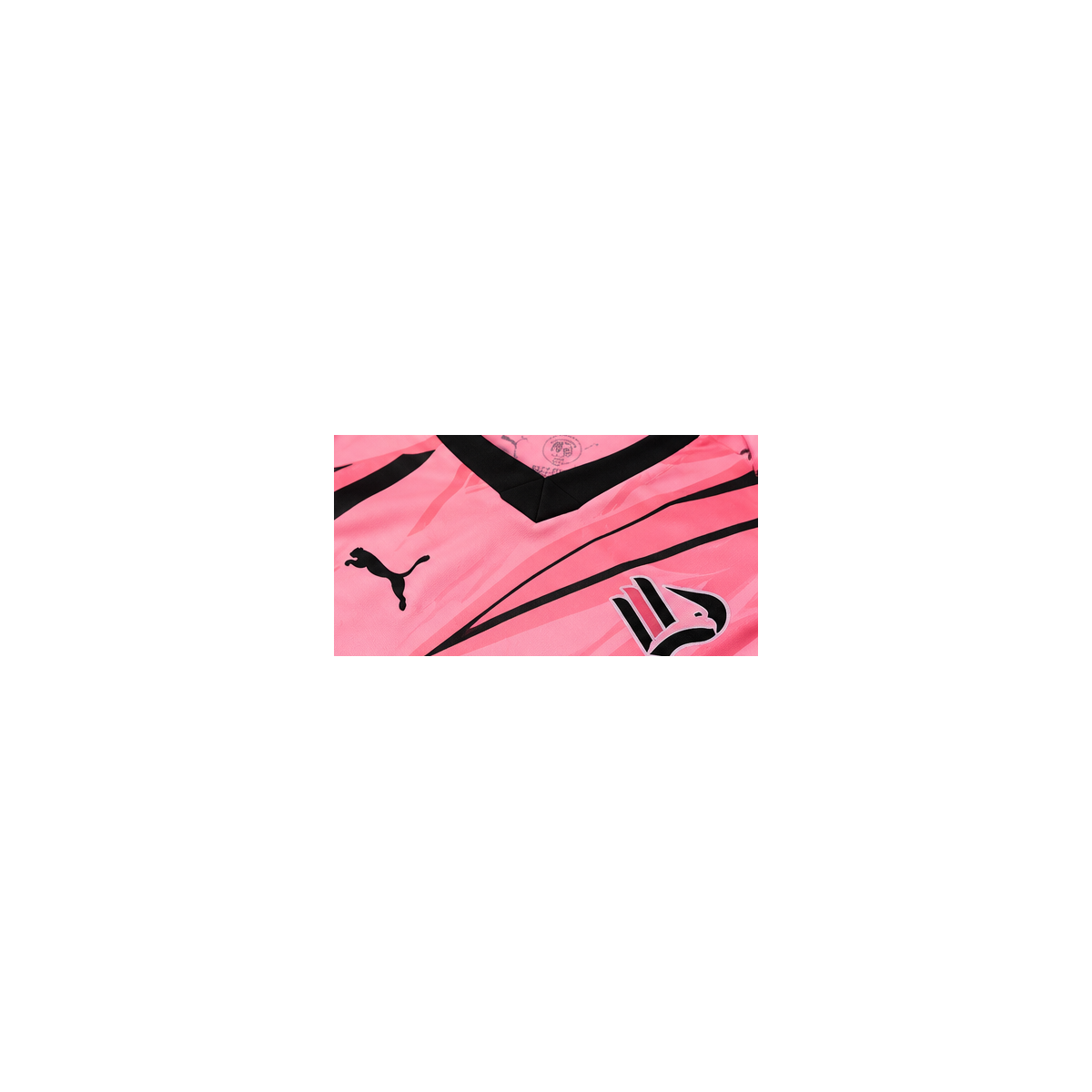 Palermo FC enfant extérieur 2026-2027 – Détail du col noir et écusson Palermo