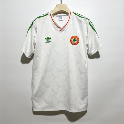 Face avant maillot rétro Irlande 1990 extérieur