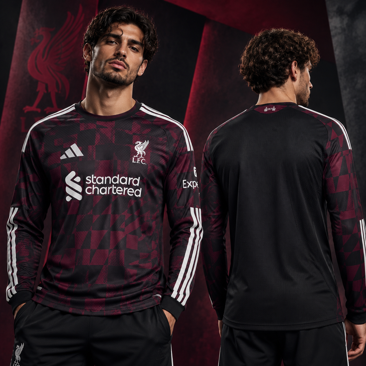 Affiche premium du maillot Liverpool FC Third 2026-2027 manches longues, deux mannequins masculins de face et de dos