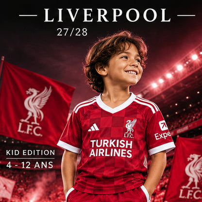 Kit enfant Liverpool FC 2027/28 rouge à damier, maillot et short – affiche