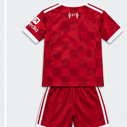 Kit enfant Liverpool FC 2027/28 rouge à damier, maillot et short – dos