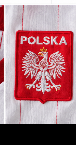 Détail du blason Polska et du tissu du maillot rétro Pologne 1982