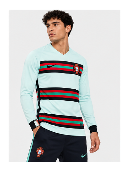 Portugal maillot extérieur rétro 2020 manches longues — mannequin