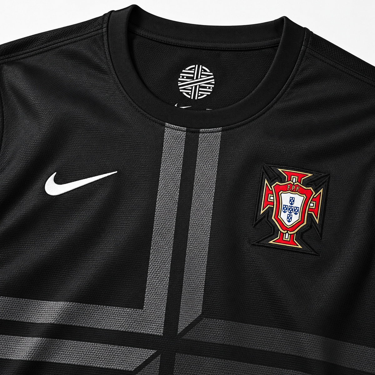 Portugal maillot extérieur rétro noir 2013 detail