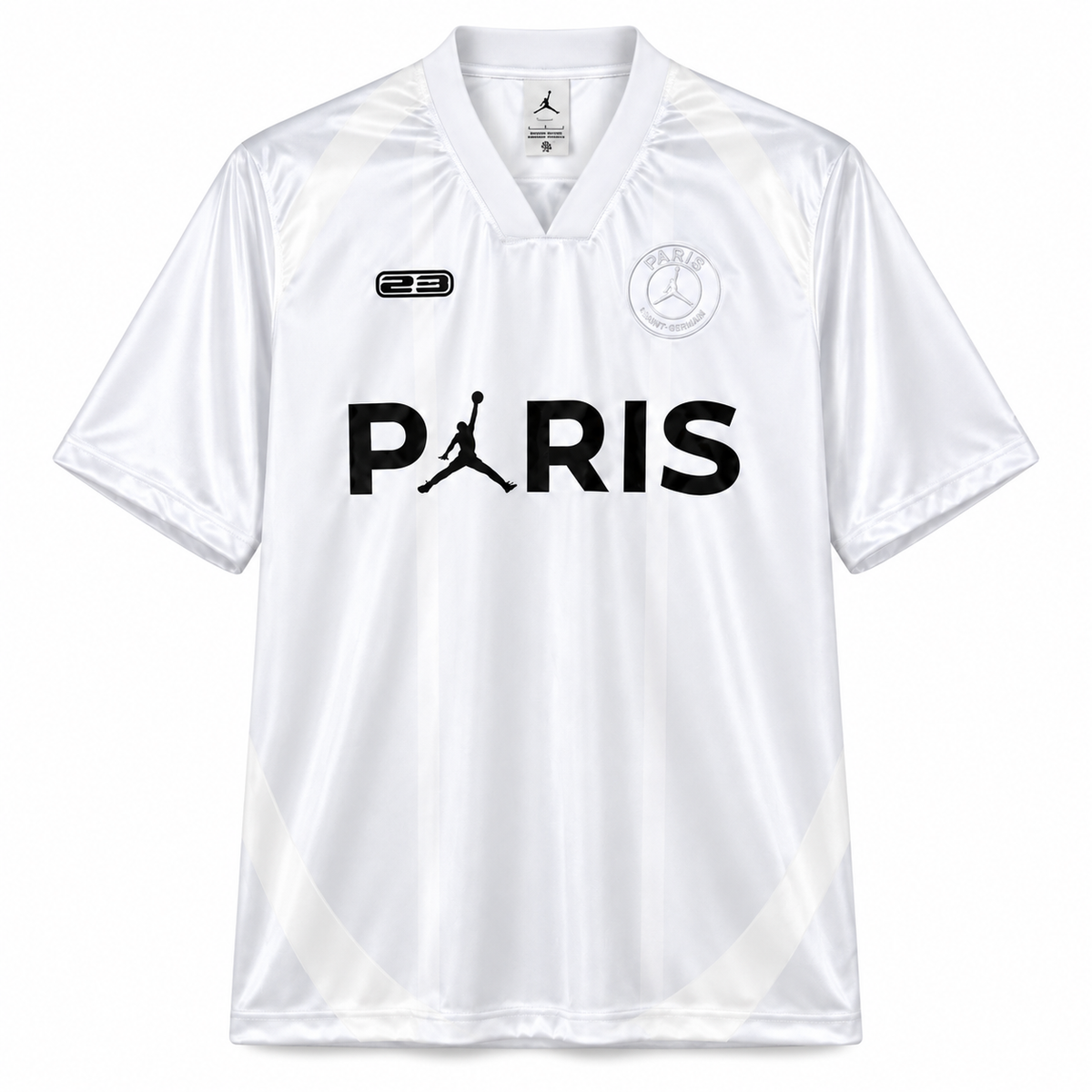 PSG Silver 2026-2027, vue de face blanche argentée avec inscription PARIS noire sur fond blanc