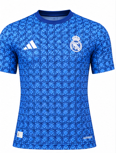 Maillot Real Madrid 26/27 pre-match bleu - vue avant sur fond blanc