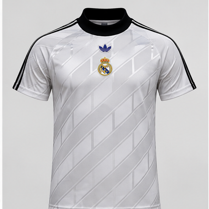 Real Madrid White Casual Retro blanc 2026/27 – face