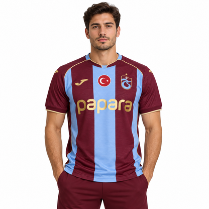 Maillot Trabzonspor domicile 2026-2027 bordeaux et bleu ciel — porte